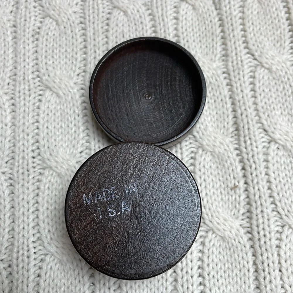 Wooden Trinket box with metal heart top. Measurement’s in pics. Jewelry rings - Picture 7 of 7